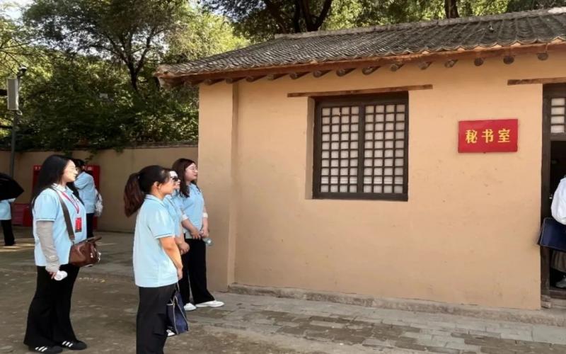 1818(1).jpg 1818(1).jpg