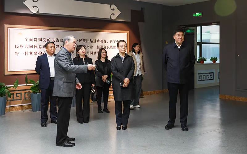 10.校党委书记赵东海出席“日出西辽河”大型全媒体传播活动成果发布会.jpg