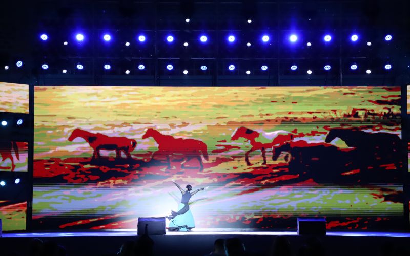 敕勒歌 化学与材料学院.jpg 敕勒歌 化学与材料学院.jpg