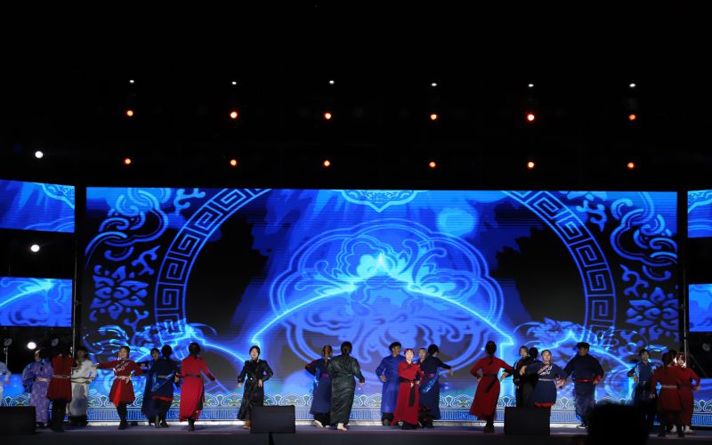 民族欢庆,祖国欢庆 数学科学学院.jpg 民族欢庆,祖国欢庆 数学科学学院.jpg